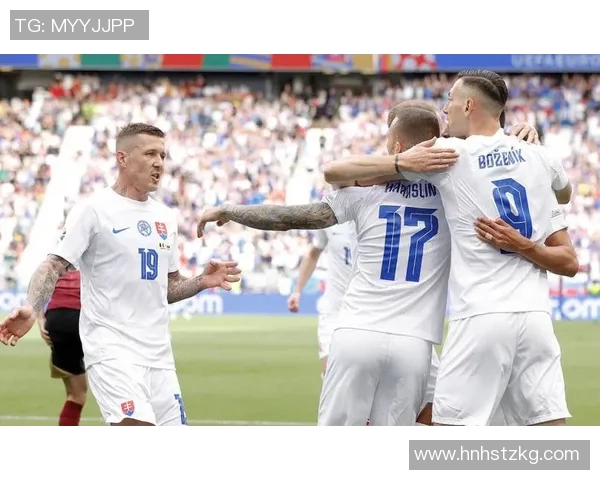 世预赛欧洲直播德国对决精彩赛事全程回顾与分析 世预赛欧洲直播德国对决精彩赛事全程回顾与分析